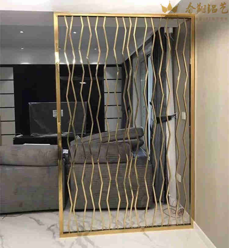 客廳屏風(圖14) 客廳屏風(圖14)